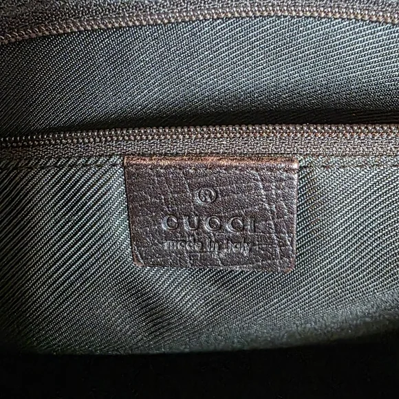 Gucci GG Supreme Monogram Tote With COA - Picture 3 of 11